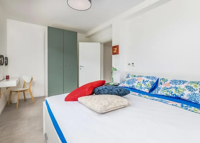 3 Bedroom Pet Friendly In * Vrh (Krk)