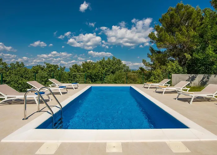 Semesterbostad 3 Bedroom Pet Friendly In Vrh (Krk)