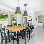 Pet Friendly In בית נופש Vrh (Krk)