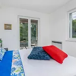 Pet Friendly In