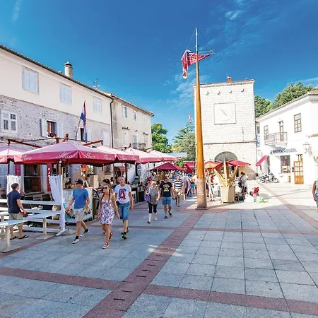 3 Bedroom Pet Friendly In Prázdninový dům